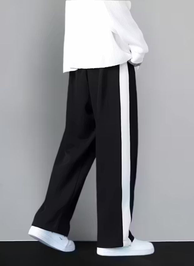 Urban Relaxed-Fit Side Panel Black Track